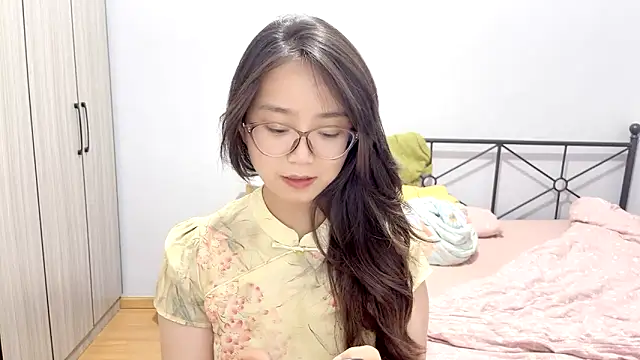 Hmm 0303 online show from May 2026 04:31:02 PM
