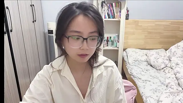 Hmm 0303 online show from February 2026 03:34:02 PM