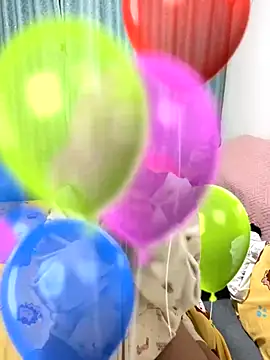 Hmm 0303 online show from November 2025 06:41:02 PM