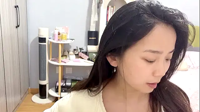 Hmm 0303 online show from March 2026 05:14:01 PM