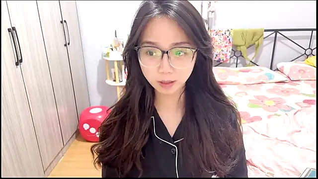 Hmm 0303 online show from April 2026 03:40:01 PM