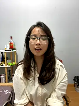 Hmm 0303 online show from November 2025 02:29:02 PM