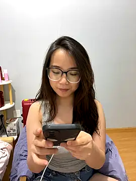 Hmm 0303 online show from December 2025 02:37:01 PM