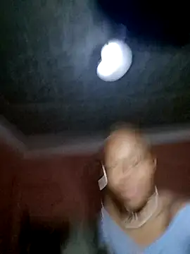 Prettyflowea online show from November 2025 12:58:02 AM