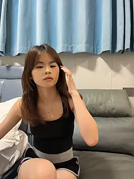 Snapshot of yang888403 chatting on July 2026 01:23:02 PM yang888403 online show from July 2026 01:23:02 PM