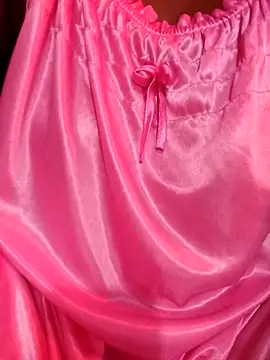 Snapshot of Rihasna chatting on November 2025 12:42:02 PM Rihasna online show from November 2025 12:42:02 PM