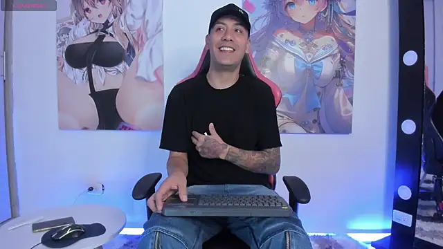 Snapshot of thiago-collins16 chatting on November 2025 12:10:02 PM thiago-collins16 online show from November 2025 12:10:02 PM