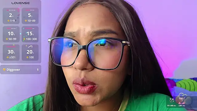 Snapshot of lau_rl chatting on November 2025 09:07:02 PM lau rl online show from November 2025 09:07:02 PM