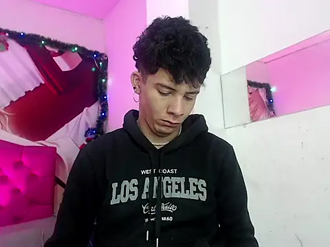 Lovers Spicy online show from December 2025 12:09:02 PM