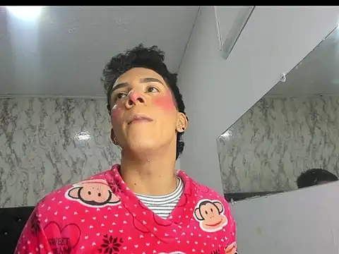 Lovers Spicy online show from November 2025 12:33:02 PM