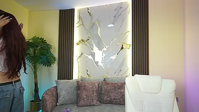 TessaaFox online show from December 2025 11:53:02 AM