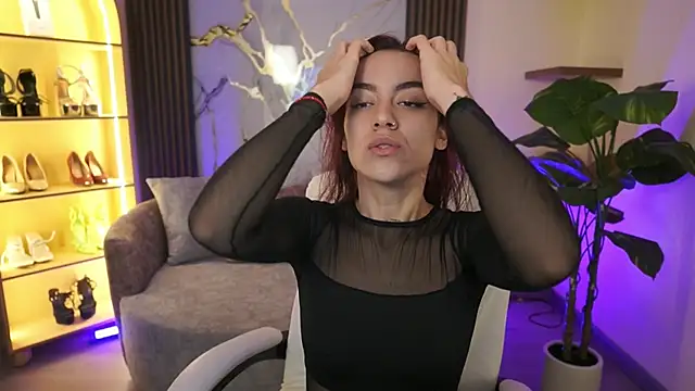 TessaaFox online show from February 2026 11:41:01 AM