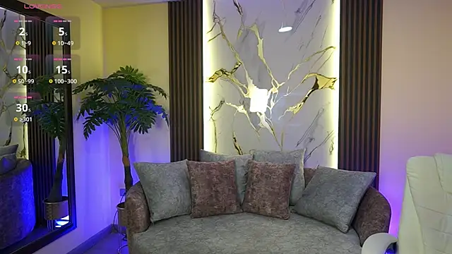 TessaaFox online show from November 2025 01:17:01 PM