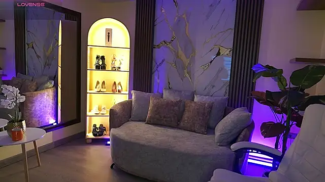 TessaaFox online show from February 2026 11:45:02 AM