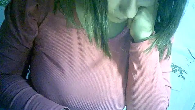 Zulreyna online show from June 2026 05:57:01 AM