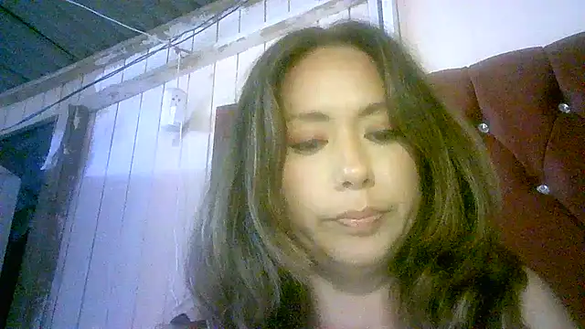 Zulreyna online show from February 2026 05:07:02 AM