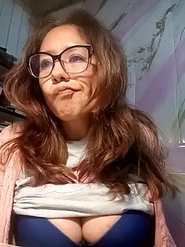 Zulreyna online show from July 2026 05:41:01 AM