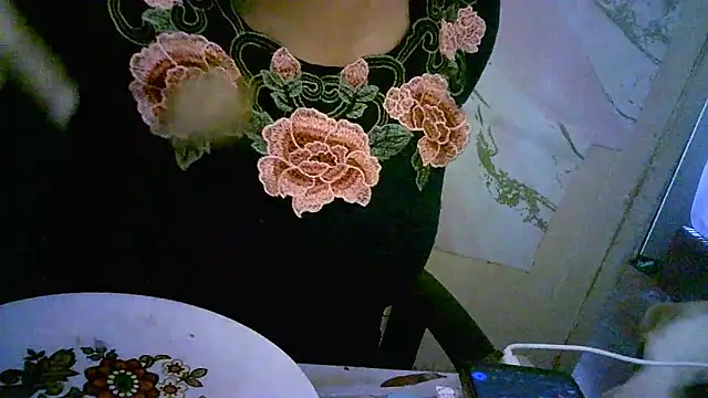 Zulreyna online show from June 2026 04:06:02 AM
