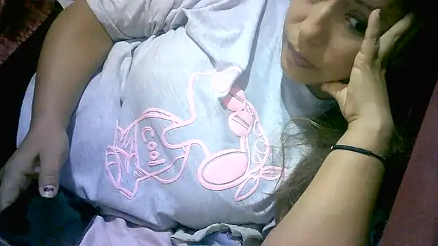Zulreyna online show from July 2026 05:48:02 AM