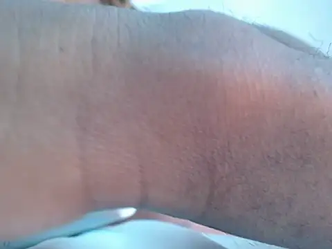 Dangerhook online show from November 2025 07:07:01 PM