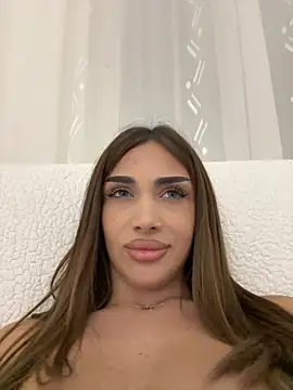 Snapshot of IvyNox chatting on July 2026 08:17:01 PM IvyNox online show from July 2026 08:17:01 PM
