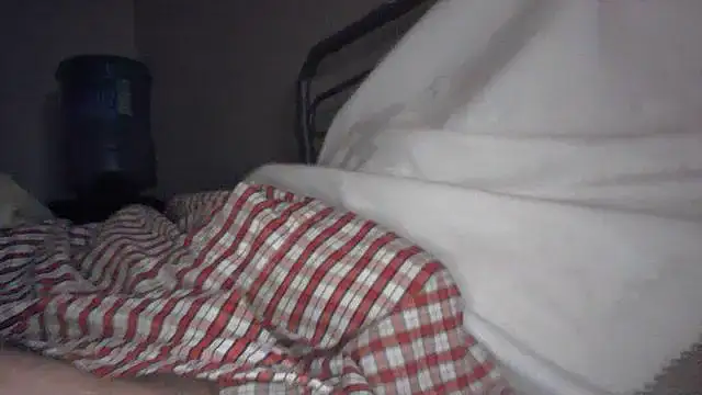 Elieantte online show from November 2025 10:03:02 PM