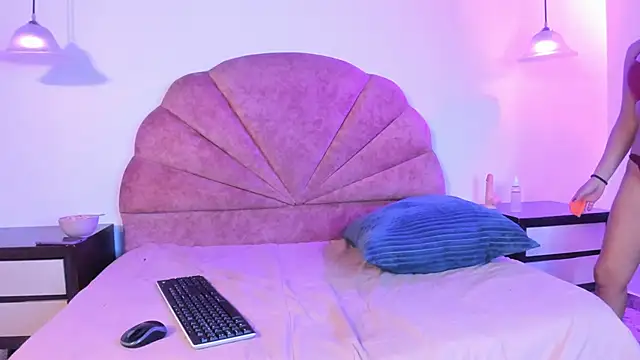 Snapshot of Niina26 chatting on January 2026 12:22:01 PM Niina26 online show from January 2026 12:22:01 PM