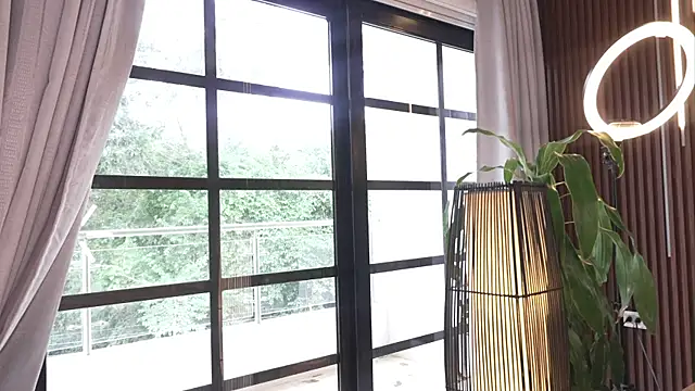 Snapshot of alicia_xoxo chatting on January 2026 08:23:01 PM alicia xoxo online show from January 2026 08:23:01 PM