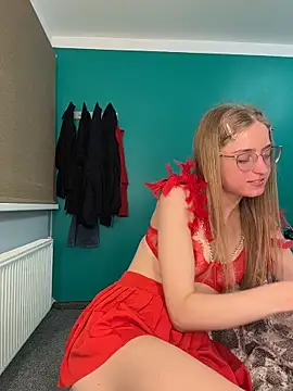 EveLunny online show from November 2025 01:06:01 AM