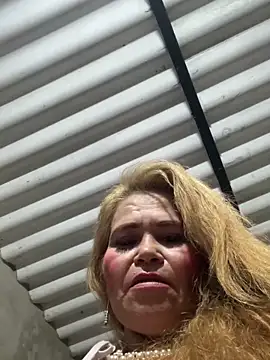 dirty mother3 online show from December 2025 03:22:01 AM