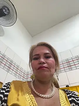 dirty mother3 online show from December 2025 07:06:01 PM