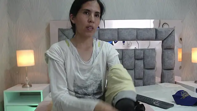GiselaZivic online show from March 2026 07:26:01 PM