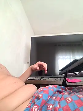 casadodequebra online show from March 2026 06:09:02 PM