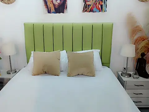 sebastian cruz  online show from February 2026 06:51:02 PM