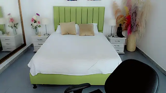 sebastian cruz  online show from March 2026 07:01:01 PM