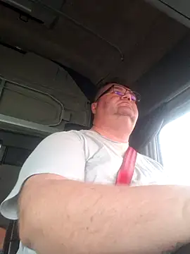 Grase44 online show from February 2026 07:04:02 AM