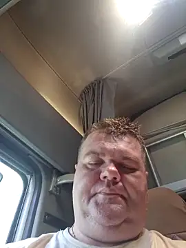 Grase44 online show from December 2025 11:15:01 AM