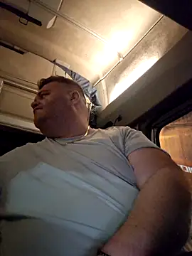 Grase44 online show from December 2025 06:58:02 PM