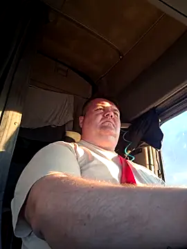 Grase44 online show from March 2026 06:01:01 PM