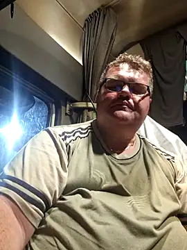 Grase44 online show from May 2026 09:51:02 PM