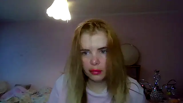 HornyElena online show from December 2025 02:41:01 PM