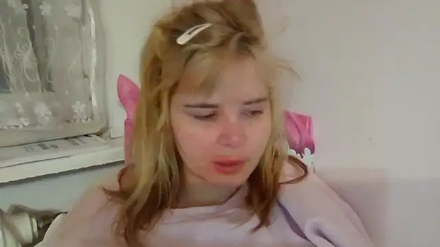 HornyElena online show from February 2026 05:42:01 PM