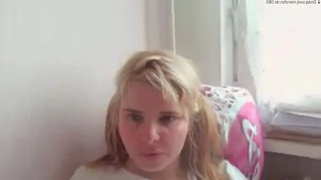 Snapshot of HornyElena chatting on May 2026 12:09:01 PM HornyElena online show from May 2026 12:09:01 PM