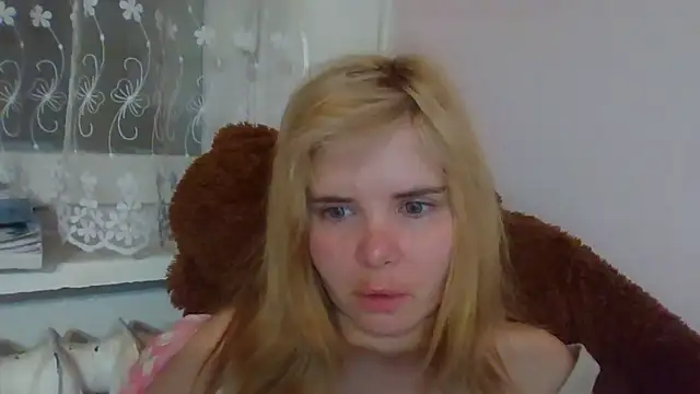 HornyElena online show from February 2026 06:29:02 PM