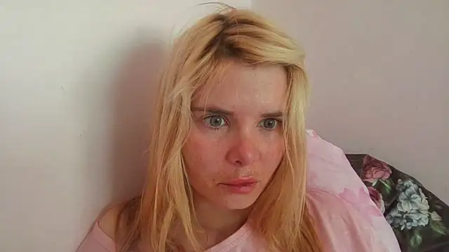 Snapshot of HornyElena chatting on July 2026 12:59:02 PM HornyElena online show from July 2026 12:59:02 PM