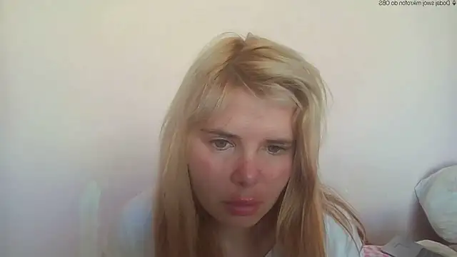 Snapshot of HornyElena chatting on May 2026 03:30:01 PM HornyElena online show from May 2026 03:30:01 PM
