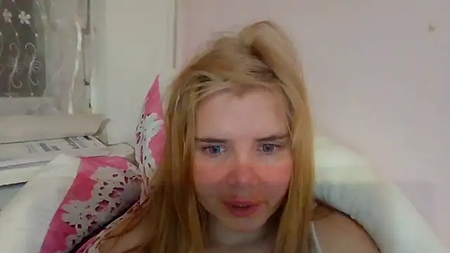 HornyElena online show from February 2026 05:53:01 PM