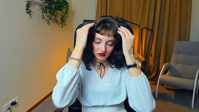 Snapshot of JannLedain chatting on November 2025 12:31:02 PM JannLedain online show from November 2025 12:31:02 PM