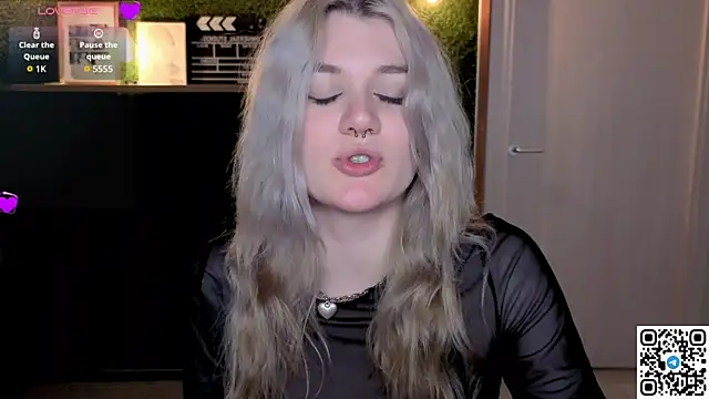 eshleeygreen online show from July 2026 10:49:01 PM