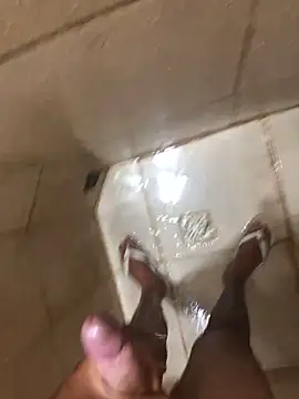 Snapshot of Luan1267 chatting on December 2025 07:45:01 PM Luan1267 online show from December 2025 07:45:01 PM